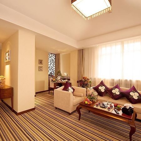 Jilin Province Hotel Чанчунь Экстерьер фото
