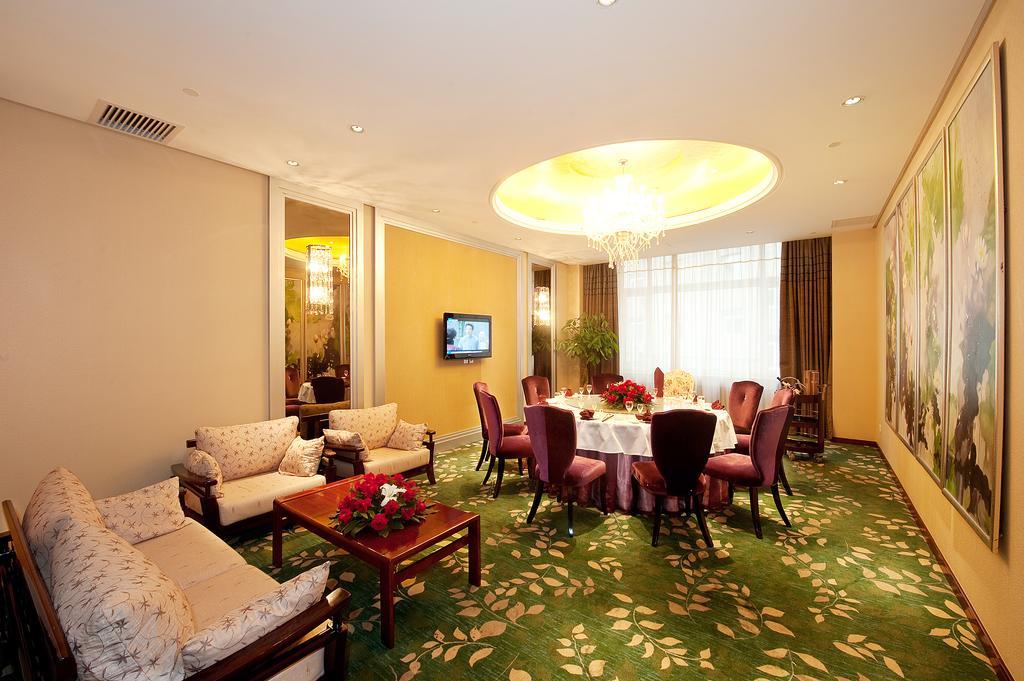 Jilin Province Hotel Чанчунь Экстерьер фото