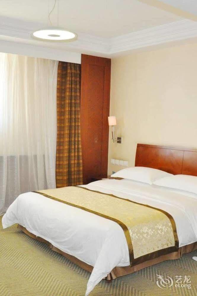 Jilin Province Hotel Чанчунь Экстерьер фото